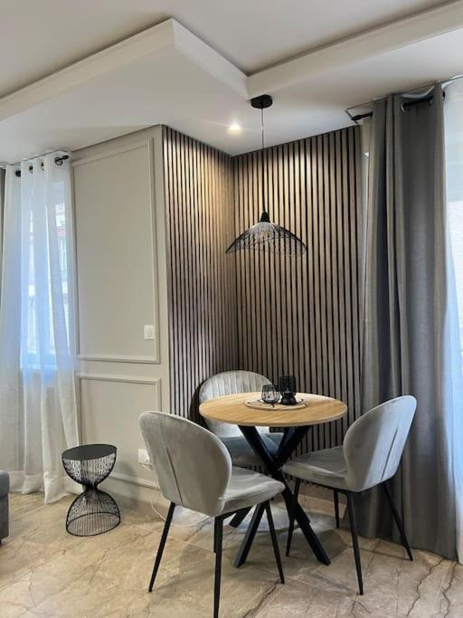Luxueux Appartement Pres De La Cathedrale Estrasburgo Exterior foto